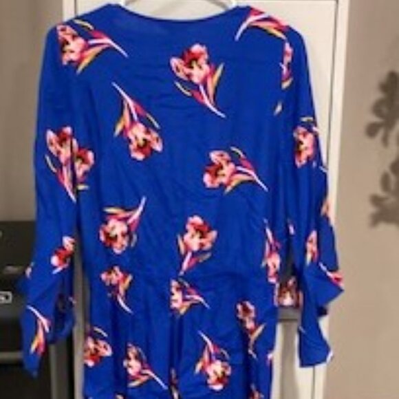 Express -Royal Blue Long Sleeve Floral Romper - Size Medium - Picture 4 of 4